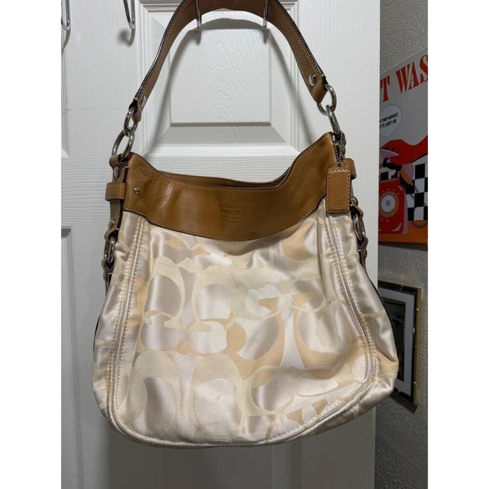 Coach Zoe in Cream Optic C Print